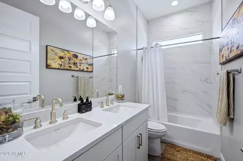 Bath - 5963 E Lone Cactus Rd, Phoenix, AZ 85054 photo 1 of 3
