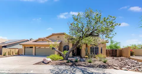 10791 S Xavier Ct, Goodyear, AZ 85338