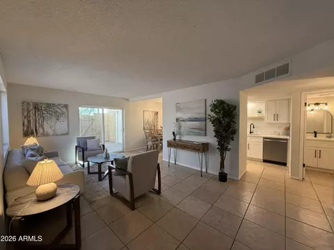 1500 W Rio Salado Pkwy #67, Mesa, AZ 85201