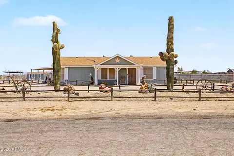 14449 S Vaquero Cir, Arizona City, AZ 85123