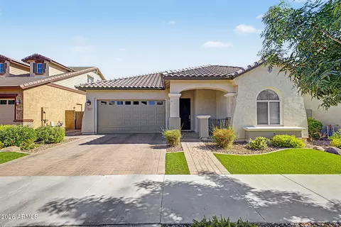 Exterior - 4325 E Boston St E, Gilbert, AZ 85295 photo 2 of 8