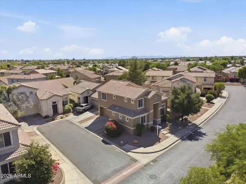 View/Area - 2224 S Harper Ave, Mesa, AZ 85209 photo 3 of 10