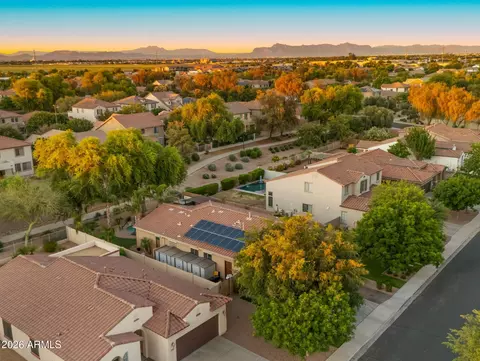 View/Area - 1444 E Azalea Dr, Gilbert, AZ 85298 photo 7 of 8