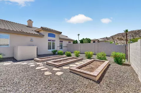 Exterior - 2541 E Silverwood Dr, Phoenix, AZ 85048 photo 4 of 12