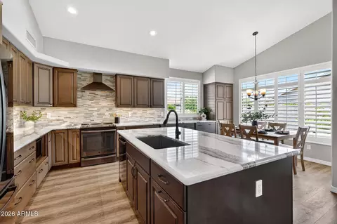 Kitchen - 2541 E Silverwood Dr, Phoenix, AZ 85048 photo 3 of 6
