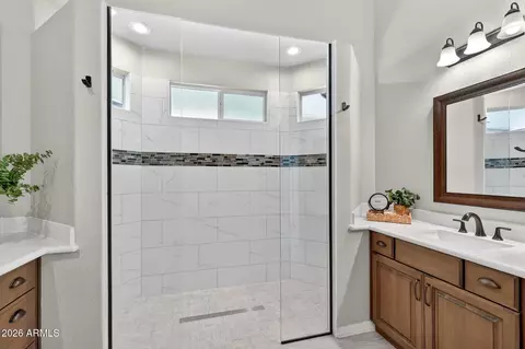 Bath - 2541 E Silverwood Dr, Phoenix, AZ 85048 photo 2 of 4