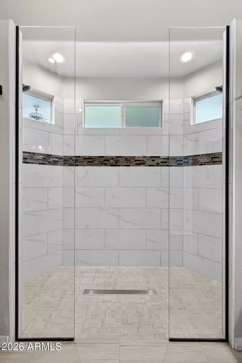 Bath - 2541 E Silverwood Dr, Phoenix, AZ 85048 photo 3 of 4