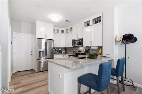 902 S Annie Ln, Gilbert, AZ 85296 photo 11