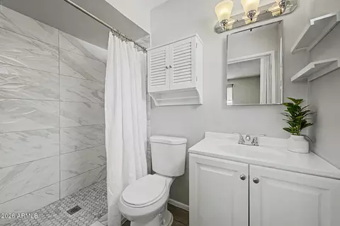 Bath - 1510 S Lawther Dr, Apache Junction, AZ 85120 photo 2 of 2