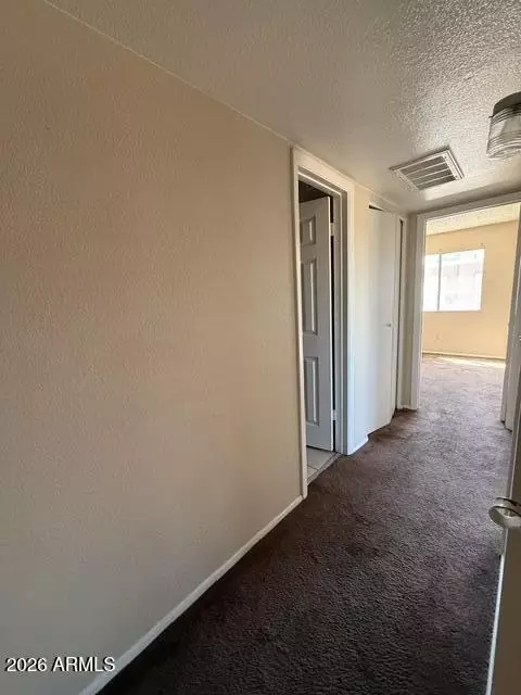 Entry Way - 4411 E Pueblo Ave, Phoenix, AZ 85040 photo 3 of 4