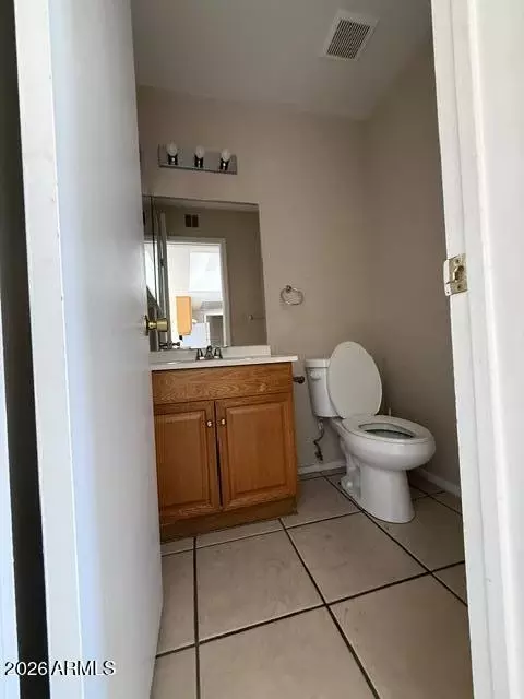 Bath - 4411 E Pueblo Ave, Phoenix, AZ 85040 photo 1 of 6