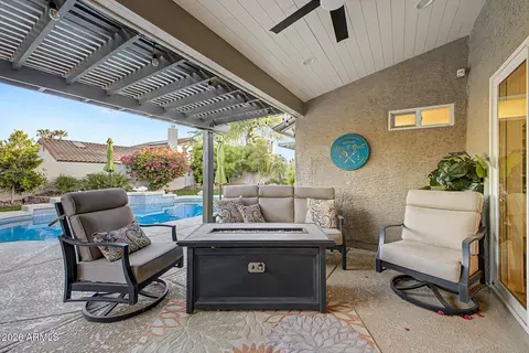 Exterior - 4037 E Nambe St, Phoenix, AZ 85044 photo 8 of 14