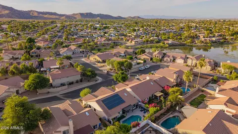 View/Area - 4037 E Nambe St, Phoenix, AZ 85044 photo 5 of 14