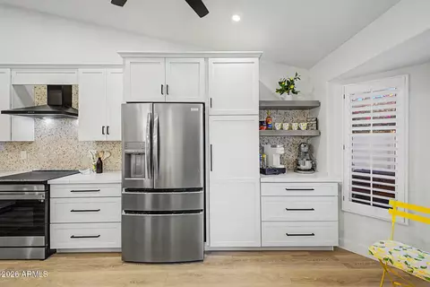 Kitchen - 4037 E Nambe St, Phoenix, AZ 85044 photo 3 of 5
