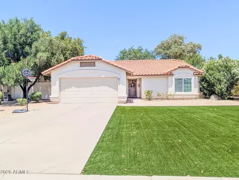 Exterior - 3556 E Utopia Rd, Phoenix, AZ 85050 photo 1 of 4