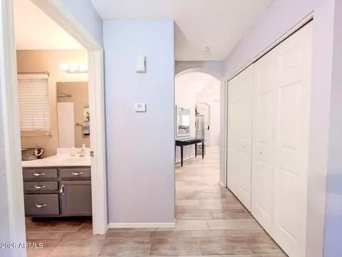 Entry Way - 3556 E Utopia Rd, Phoenix, AZ 85050 photo 2 of 3