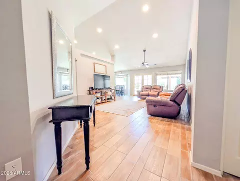 Entry Way - 3556 E Utopia Rd, Phoenix, AZ 85050 photo 1 of 3