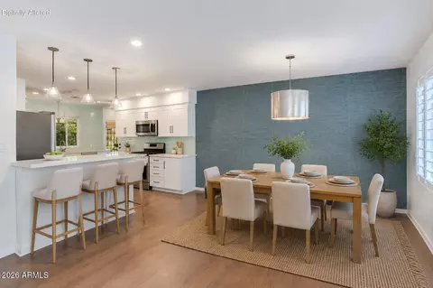 Dining - 4645 E Cambridge Ave, Phoenix, AZ 85008 photo 1 of 1