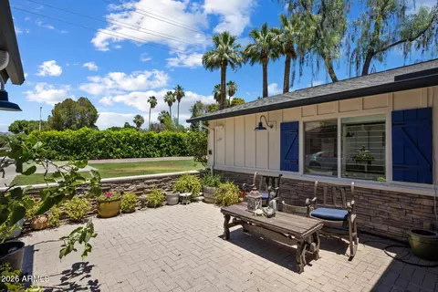 Exterior - 4145 E Osborn Rd, Phoenix, AZ 85018 photo 1 of 11