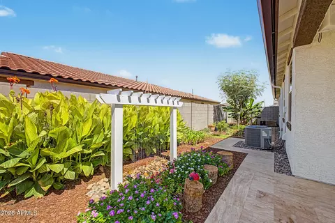 Exterior - 2949 E Cherry Hill Dr, Gilbert, AZ 85298 photo 13 of 19