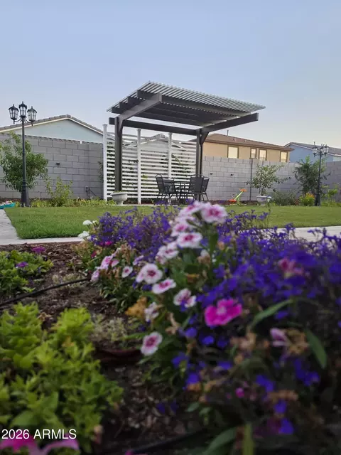 Exterior - 2949 E Cherry Hill Dr, Gilbert, AZ 85298 photo 18 of 19