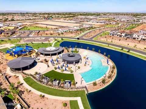 View/Area - 1325 E Narrowleaf Dr, Gilbert, AZ 85298 photo 2 of 3