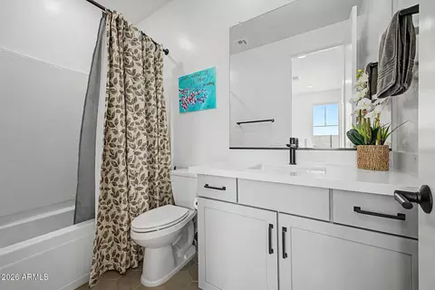 Bath - 1325 E Narrowleaf Dr, Gilbert, AZ 85298 photo 6 of 6