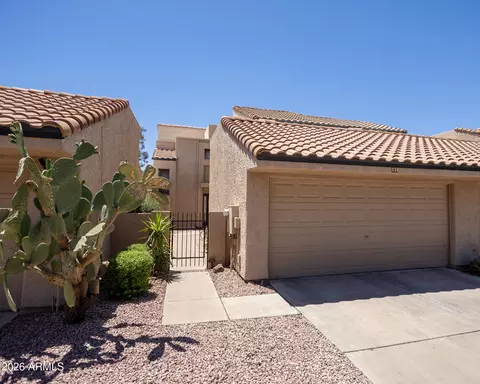 335 E Bluebell Ln, Tempe, AZ 85288