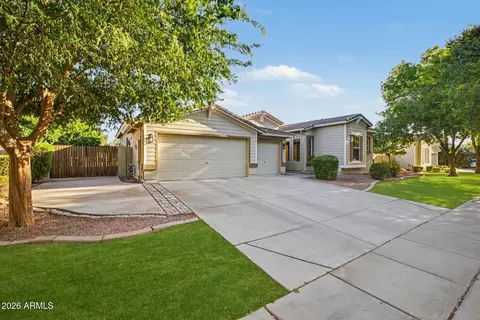 Exterior - 3161 E Lexington Ave E, Gilbert, AZ 85234 photo 3 of 17