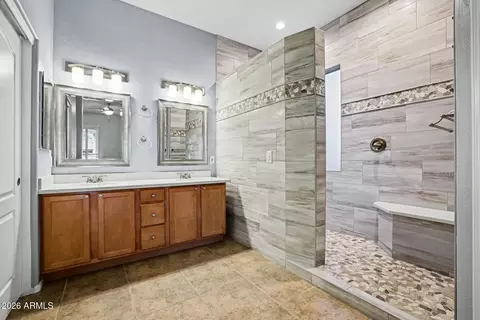 Bath - 3161 E Lexington Ave E, Gilbert, AZ 85234 photo 1 of 4