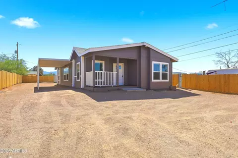 2495 W Tepee St, Apache Junction, AZ 85120