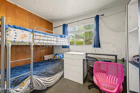 Bedroom - 906 E Cinnabar Ave, Phoenix, AZ 85020 photo 6 of 6