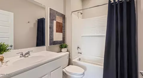 Bath - 9730 W Weldon Ave, Phoenix, AZ 85037 photo 2 of 4