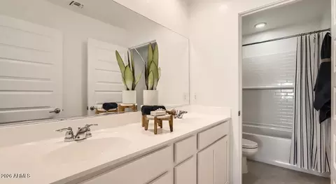 Bath - 9730 W Weldon Ave, Phoenix, AZ 85037 photo 4 of 4