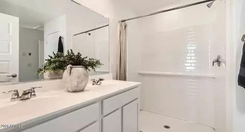 Bath - 9730 W Weldon Ave, Phoenix, AZ 85037 photo 1 of 4