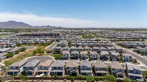 View/Area - 1452 E Narrowleaf Ct, Gilbert, AZ 85298 photo 7 of 8