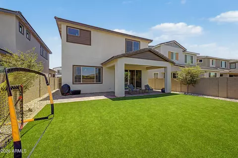 Exterior - 1452 E Narrowleaf Ct, Gilbert, AZ 85298 photo 6 of 9