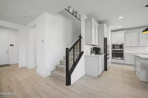 Entry Way - 1452 E Narrowleaf Ct, Gilbert, AZ 85298 photo 2 of 5