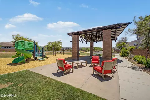 View/Area - 1452 E Narrowleaf Ct, Gilbert, AZ 85298 photo 1 of 8