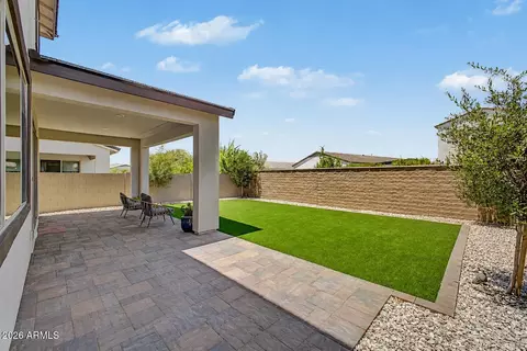 Exterior - 1452 E Narrowleaf Ct, Gilbert, AZ 85298 photo 5 of 9