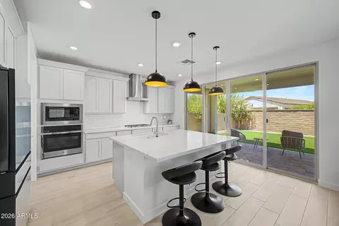 Kitchen - 1452 E Narrowleaf Ct, Gilbert, AZ 85298 photo 1 of 4