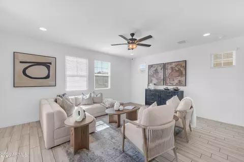 1188 S Sunset Dr, Chandler, AZ 85286