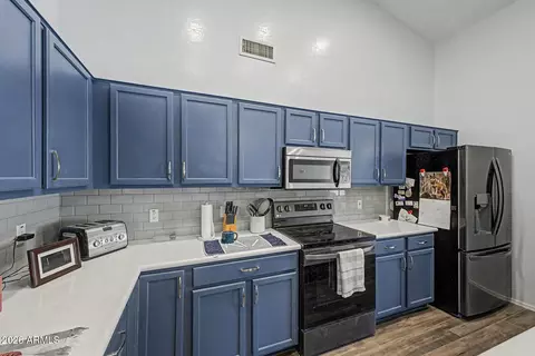 Kitchen - 2894 W Hidalgo St, Apache Junction, AZ 85120 photo 3 of 3