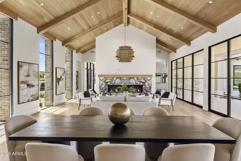 6208 E Maverick Rd, Paradise Valley, AZ 85253