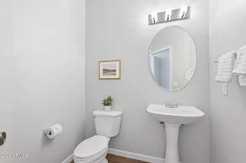 Bath - 1688 E Lexington Ave, Gilbert, AZ 85234 photo 5 of 5