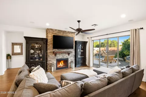 Living - 3713 Ellis St, Mesa, AZ 85205 photo 3 of 4
