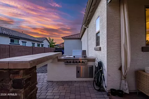 Exterior - 3713 Ellis St, Mesa, AZ 85205 photo 6 of 31