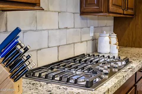 Kitchen - 3713 Ellis St, Mesa, AZ 85205 photo 8 of 12