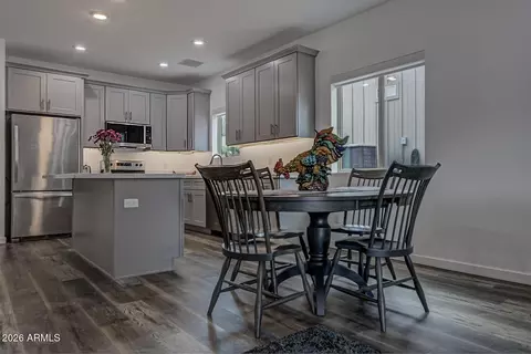 Dining - 206 S Thunder Mtn, Payson, AZ 85541 photo 1 of 3