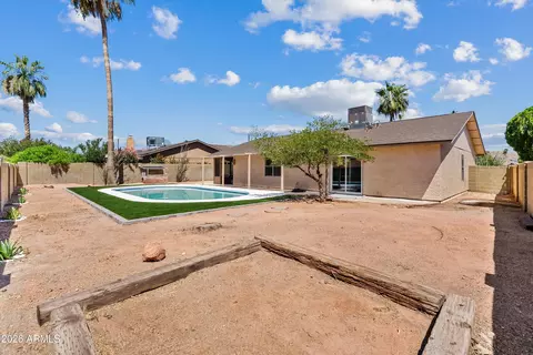 Exterior - 4131 E Ahwatukee Dr, Phoenix, AZ 85044 photo 5 of 6